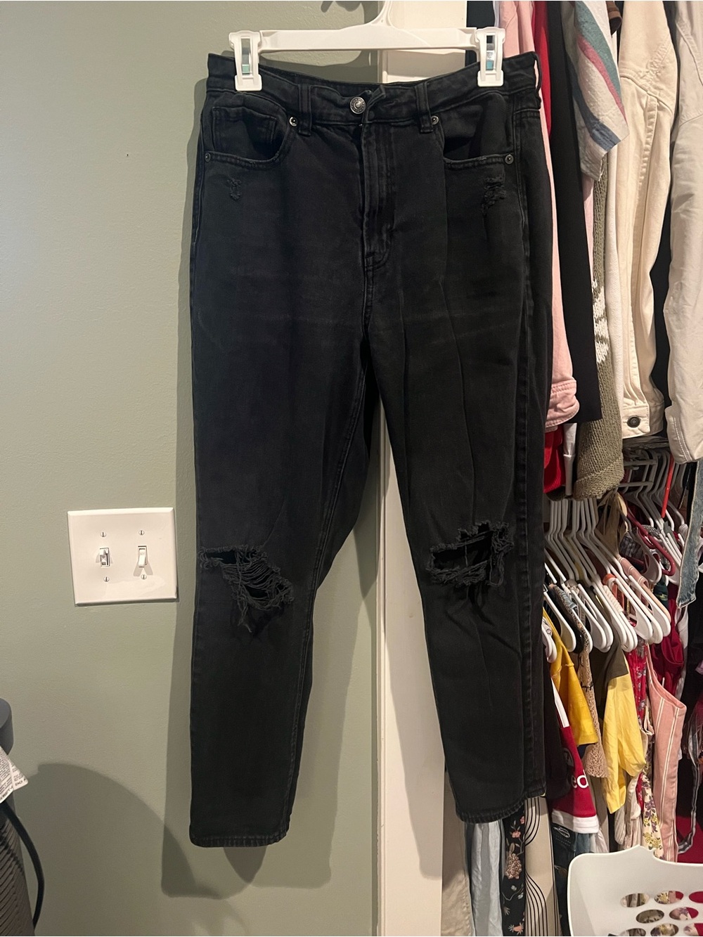 American Eagle Outfitters Black Ripped Straight-Leg Jeans